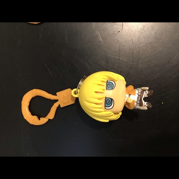 NWT 7 Attack on the Titan Character clips - Picture 4 of 8